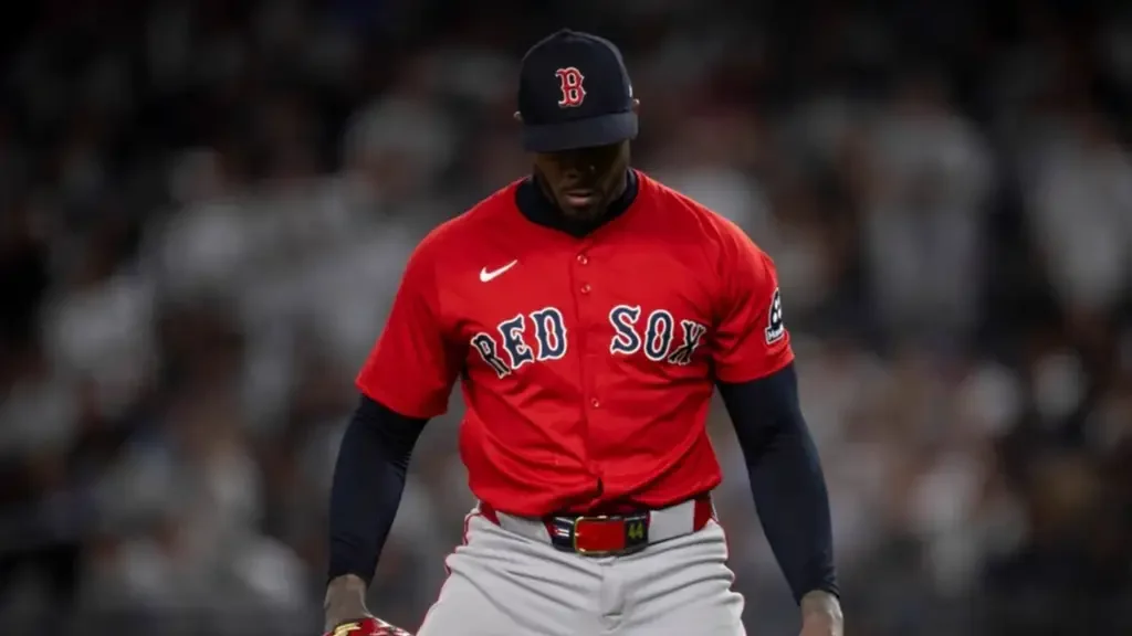 El cubano Aroldis Chapman se convirtió en el noveno lanzador en la historia de las Grandes Ligas que alcanza los 400 salvamentos