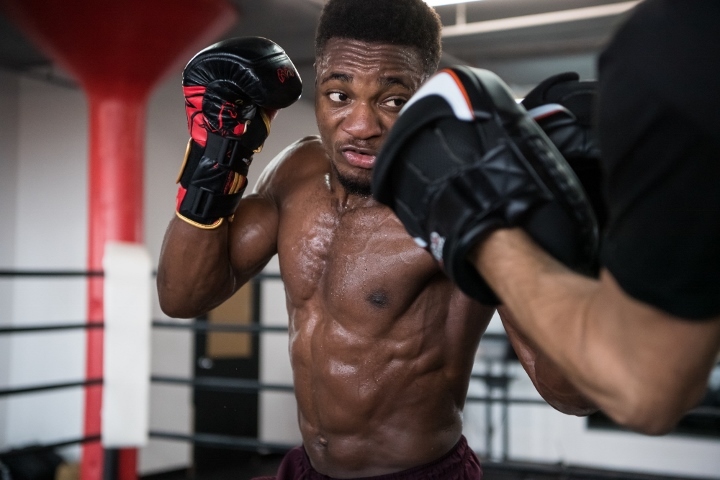 Christian “Solide” Mbilli aceleró sus entrenamientos de cara al combate contra el mexicano Saúl “Canelo” Álvarez por el título mundial de las 168 libras