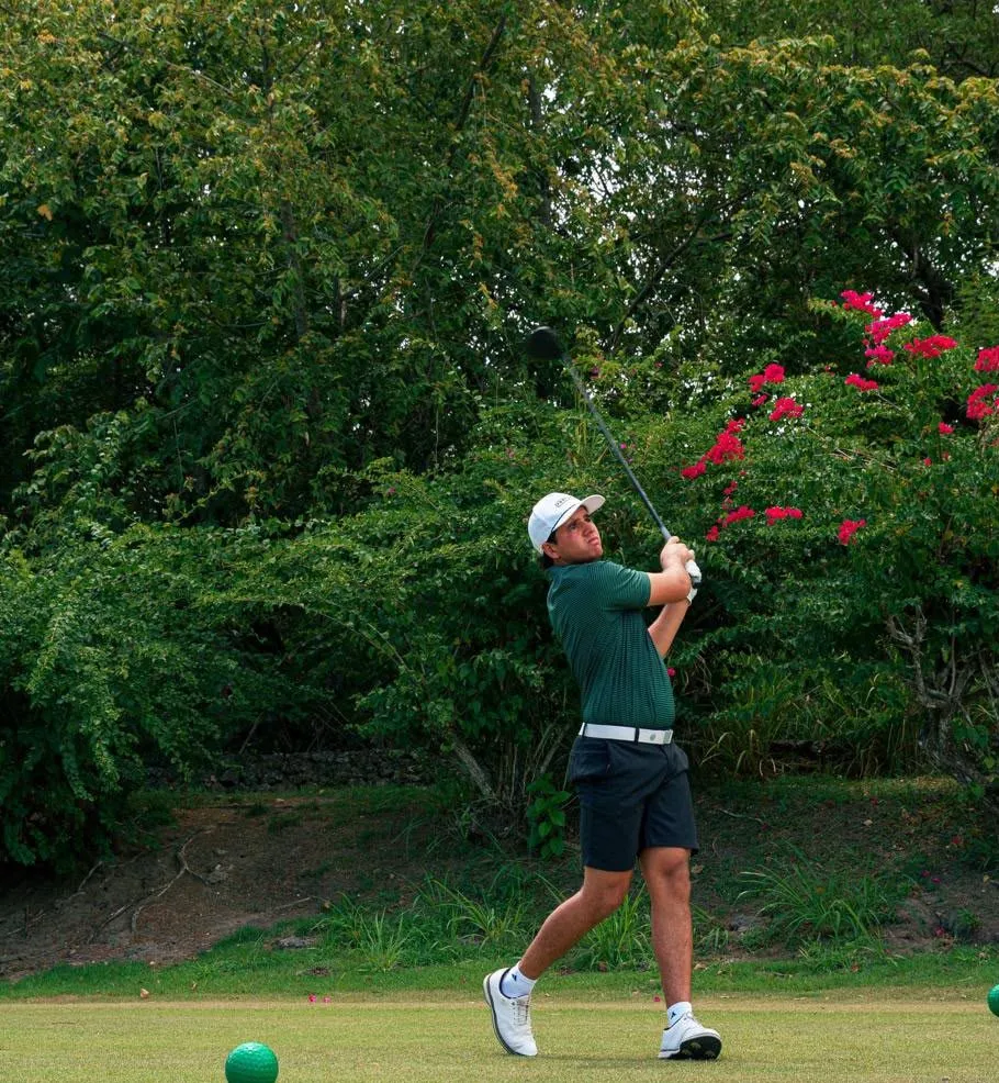 Eligio Cerda se coronó gran campeón de la edición 51 de la Copa Rotativa de Golf de Puerto celebrada en el campo de golf de Playa Dorada en Puerto Plata