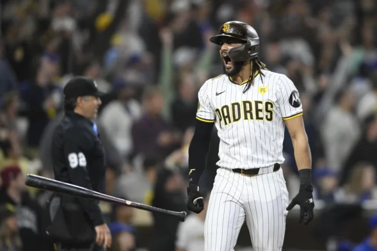 El dominicano Fernando Tatis Jr., conectó un cuadrangular historico en la victoria de los Padres de San Diego ante los Cachorros de Chicago