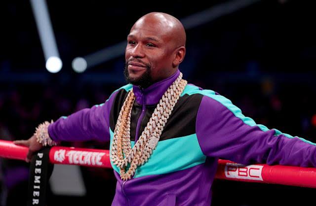 Floyd Mayweather retiró la demanda civil de 175 millones de dólares que había presentado contra su antiguo gerente de negocios y otros socios