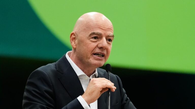 El presidente de la FIFA, Gianni Infantino aboga por una nueva cultura de apertura en el organismo rector del fútbol
