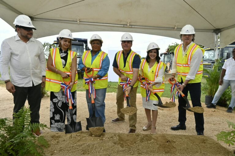 Banreservas, Fiduciaria Reservas y MIVED inician construcción de 400 apartamentos en segunda etapa de Las Acacias III