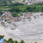 Se eleva a 1,344 los muertos por riada en Nepal; continúan operaciones de rescate y búsqueda