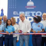 Presidente Abinader inaugura techado de centro educativo en Cambita
