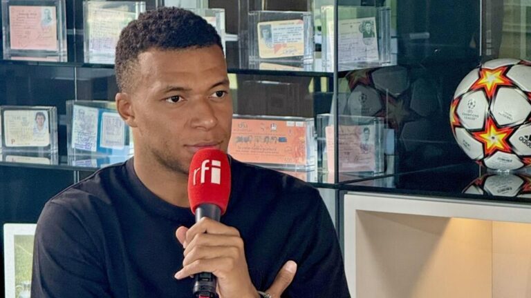 El futbolista frances Kylian Mbappé considera que este año puede ser el ganador del premio "Balon de Oro Masculino"
