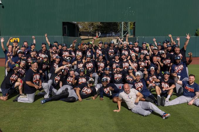 Los Astros de Houston derrotaron a los Atléticos y ganaron su quinto título del Oeste de la Liga Americana en seis años