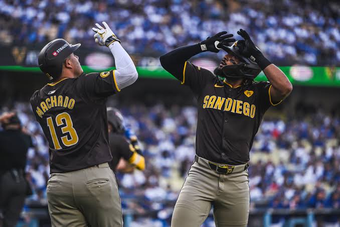 Los Padres de San Diego vencieron a los Dodgers de Los Ángeles y aseguraron su tercera clasificación consecutiva a la postemporada