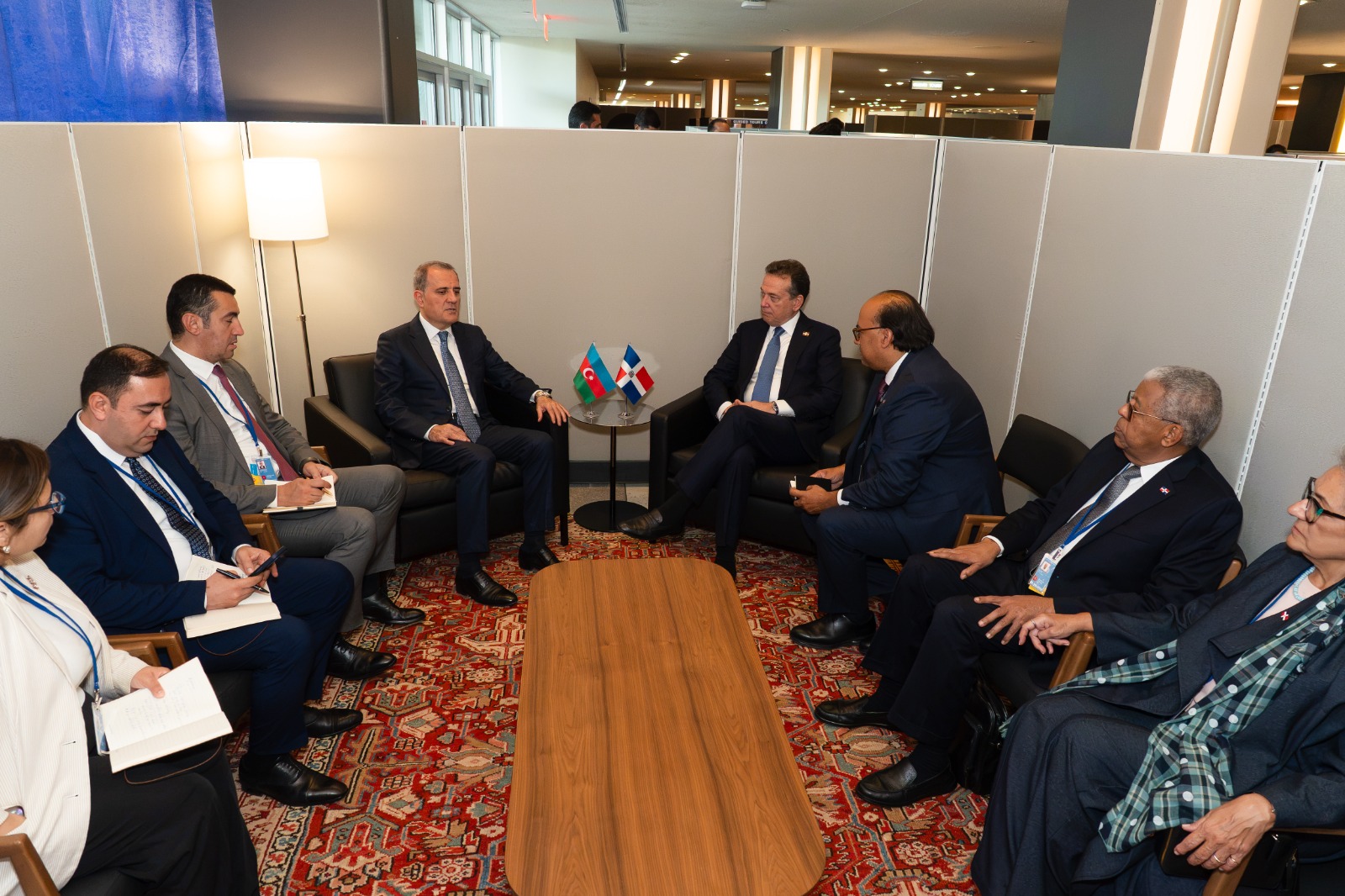 República Dominicana y Azerbaiyán acuerdan exención de visado para titulares de pasaportes ordinarios