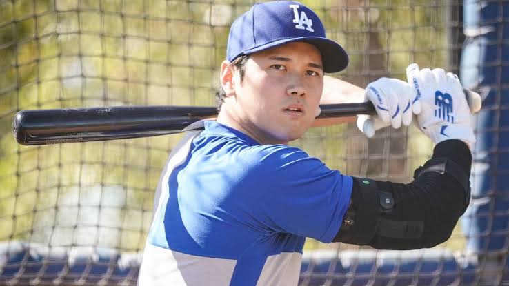 El japonés Shohei Ohtani comenzo a practicar y se espera que regrese antes de que finalice la serie regular con el equipo de los Dodgers de los Ángeles