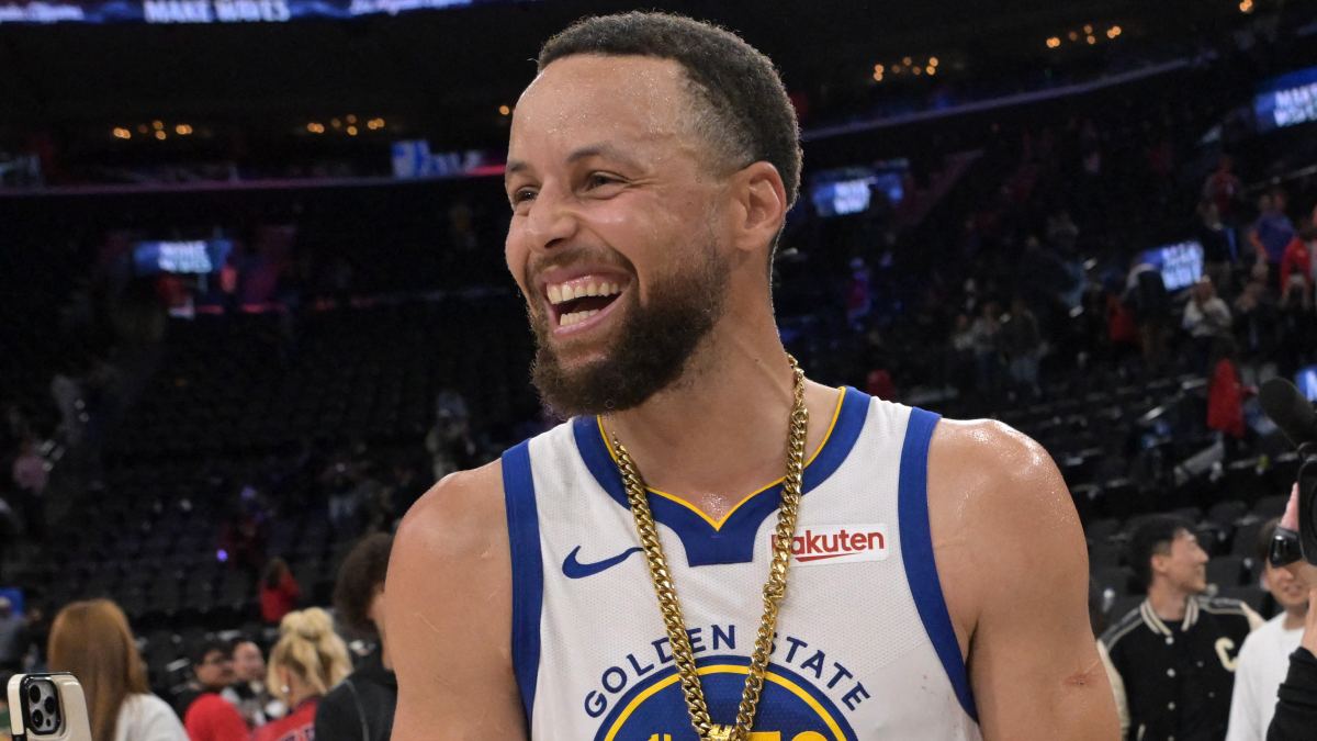 El estelar jugador de baloncesto Stephen Curry ha dejado claro que quiere terminar su carrera con la franquicia de Golden State Warriors