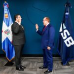 Ministro Magín Díaz juramenta a Enmanuel Cedeño Brea como superintendente de Bancos