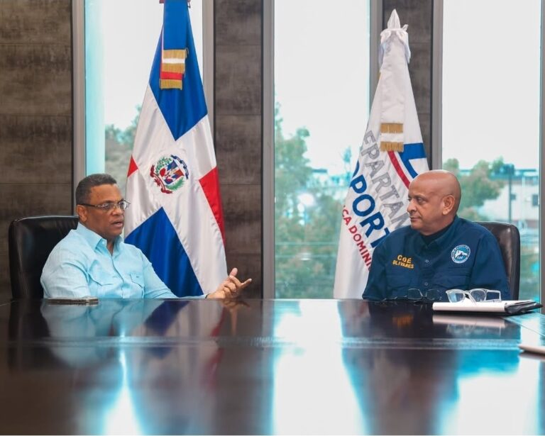 COE y Departamento Aeroportuario coordinan uso de aeropuertos, aeródromos y helipuertos para emergencias y desastres