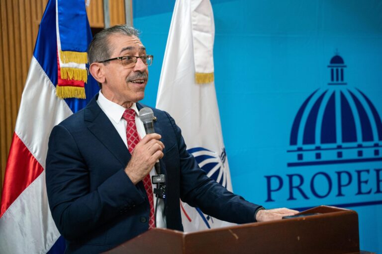 Gobierno mejora condiciones de jóvenes alojados en la Torre Estudiantil de la UASD