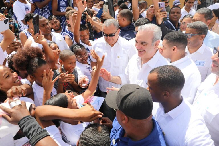 Abinader desarrollará el fin de semana agenda de trabajo en las provincias Peravia y San Cristóbal