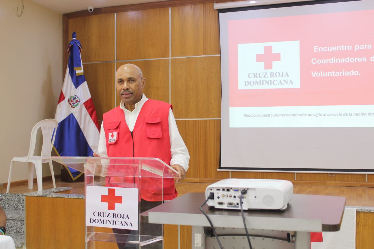 Director de la Cruz Roja reitera pedido de trasladar los restos de Trina de Moya al Panteón Nacional