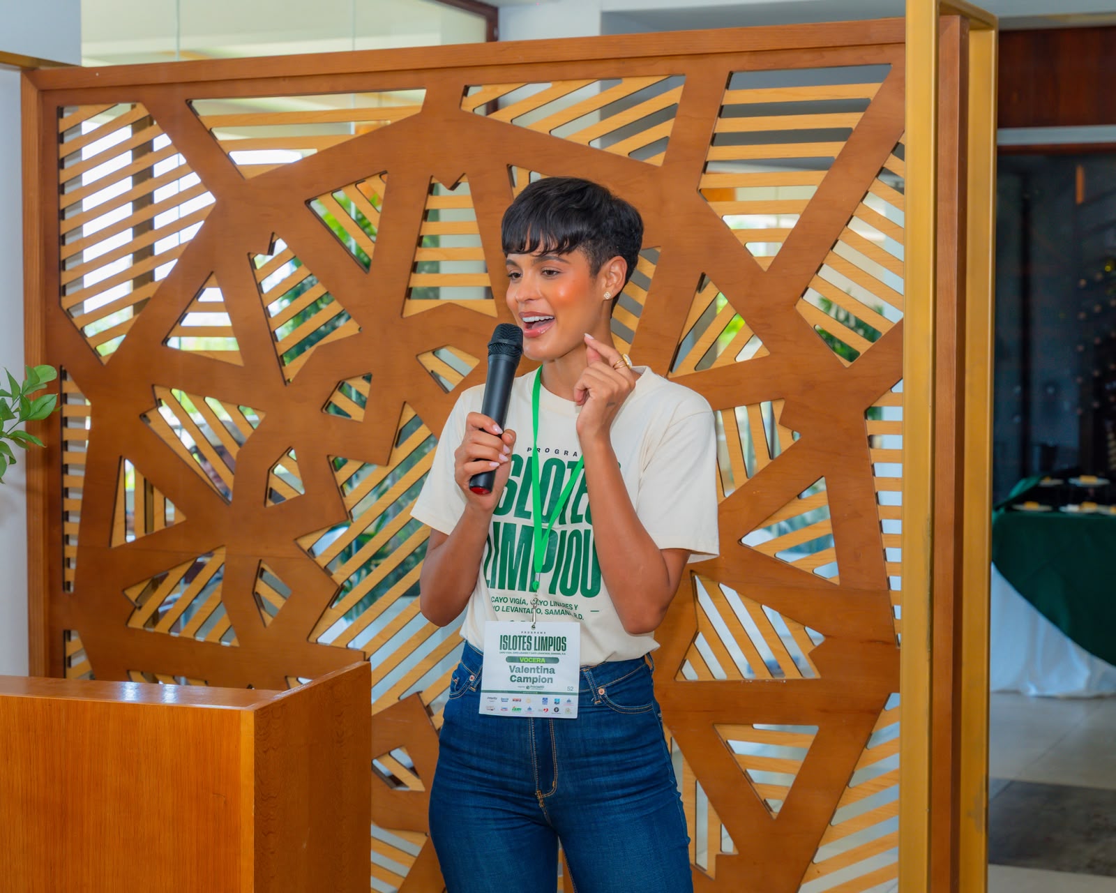 Valentina Campion anuncia que “Islotes Limpios” tendrá presencia permanente en Samaná y proyecta extenderse a todo el país