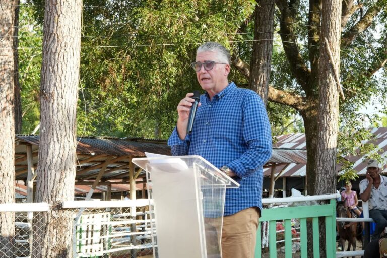 Eric Rivero propone alianza entre turismo y agricultura para impulsar la producción