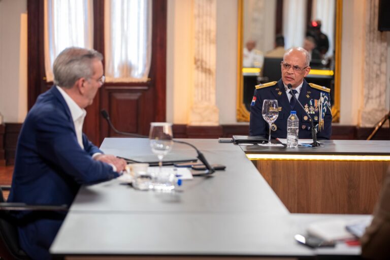 Presidente Abinader: “Todo el que cometa un acto criminal, lo vamos a capturar y con el nuevo código penal no les va a ir bien”