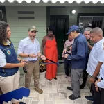 Colombia entrega primeras viviendas a familias afectadas por el terremoto
