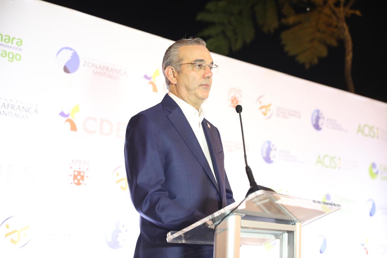Abinader destaca importancia económica y demográfica de Santiago