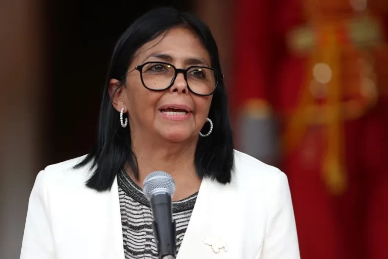 Delcy Rodríguez pide al Parlamento reformar la criticada ley contra el odio de Venezuela