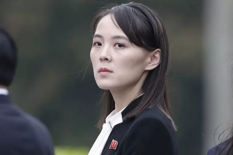 Corea del Norte critica las maniobras militares lideradas por Estados Unidos y dice que continuará armándose