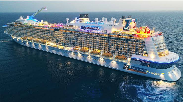 Puerto Plata recibe cuatro cruceros al mismo tiempo con más de 16,700 pasajeros