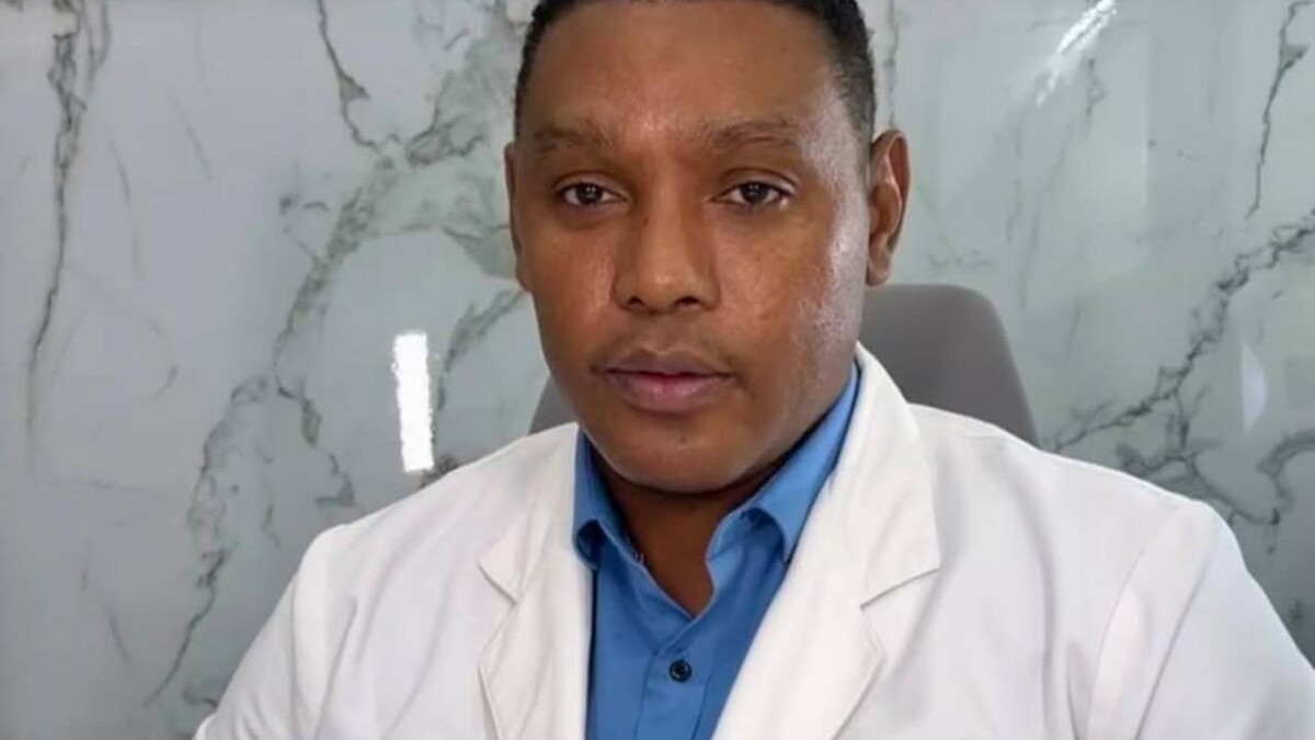 Arrestan a cirujano plástico condenado por homicidio involuntario de paciente