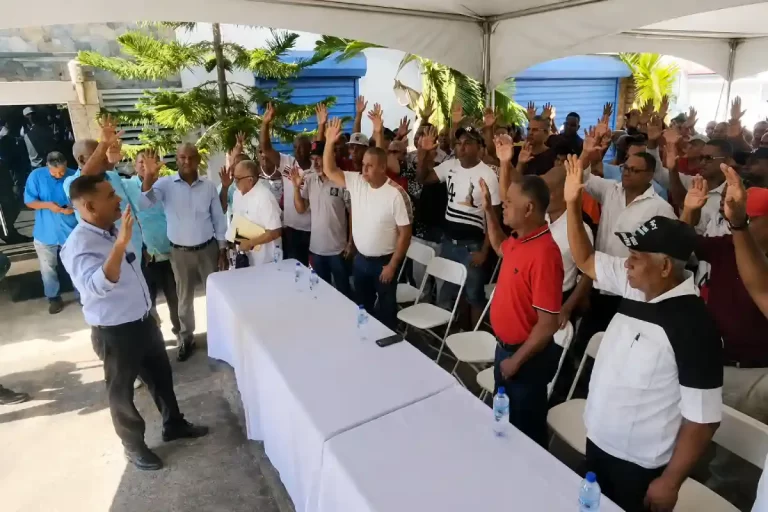 CNTT anuncia rebaja de RD$10 en el pasaje para estudiantes y agentes uniformados en Santiago