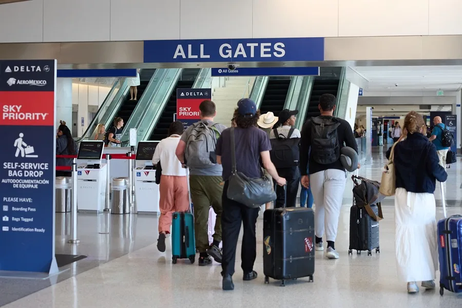 Personas sin billete de avión podrán pasar los controles de seguridad en algunos aeropuertos de EE.UU.