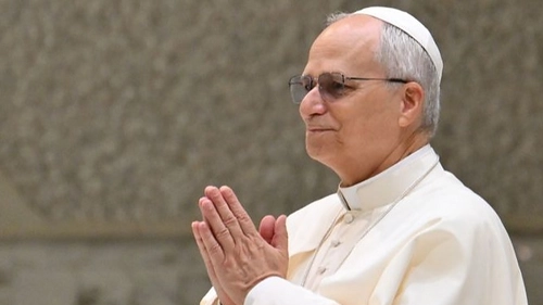 El Vaticano informó que al papa León XIV le extirparon un tumor canceroso del pulmón