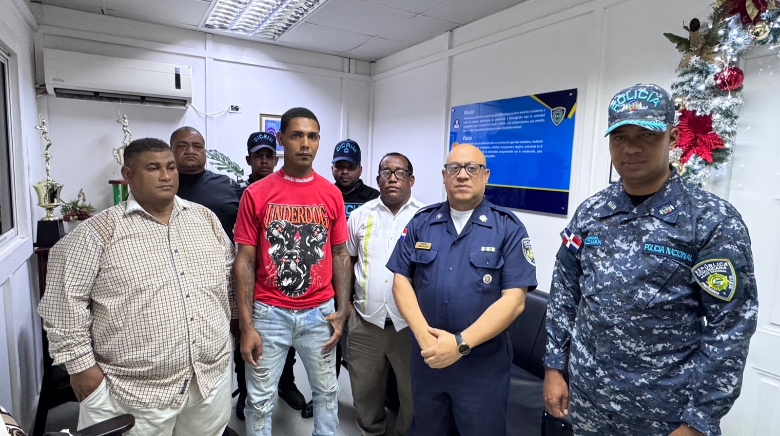 Tras asedio policial, se entrega alias “El Son” o “Edison”, vinculado a robo agravado en Villa González