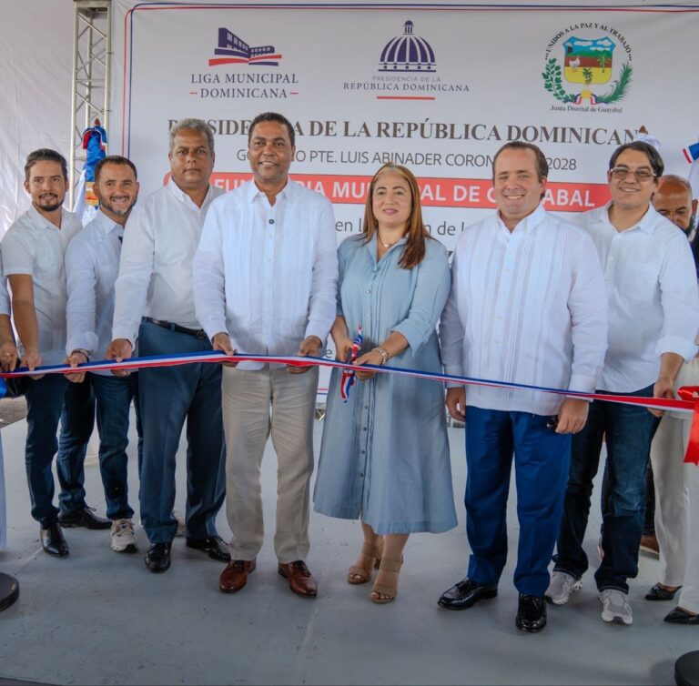 LMD destina más de RD$27 millones de pesos a obras y servicios municipales para la gente de Guayabal