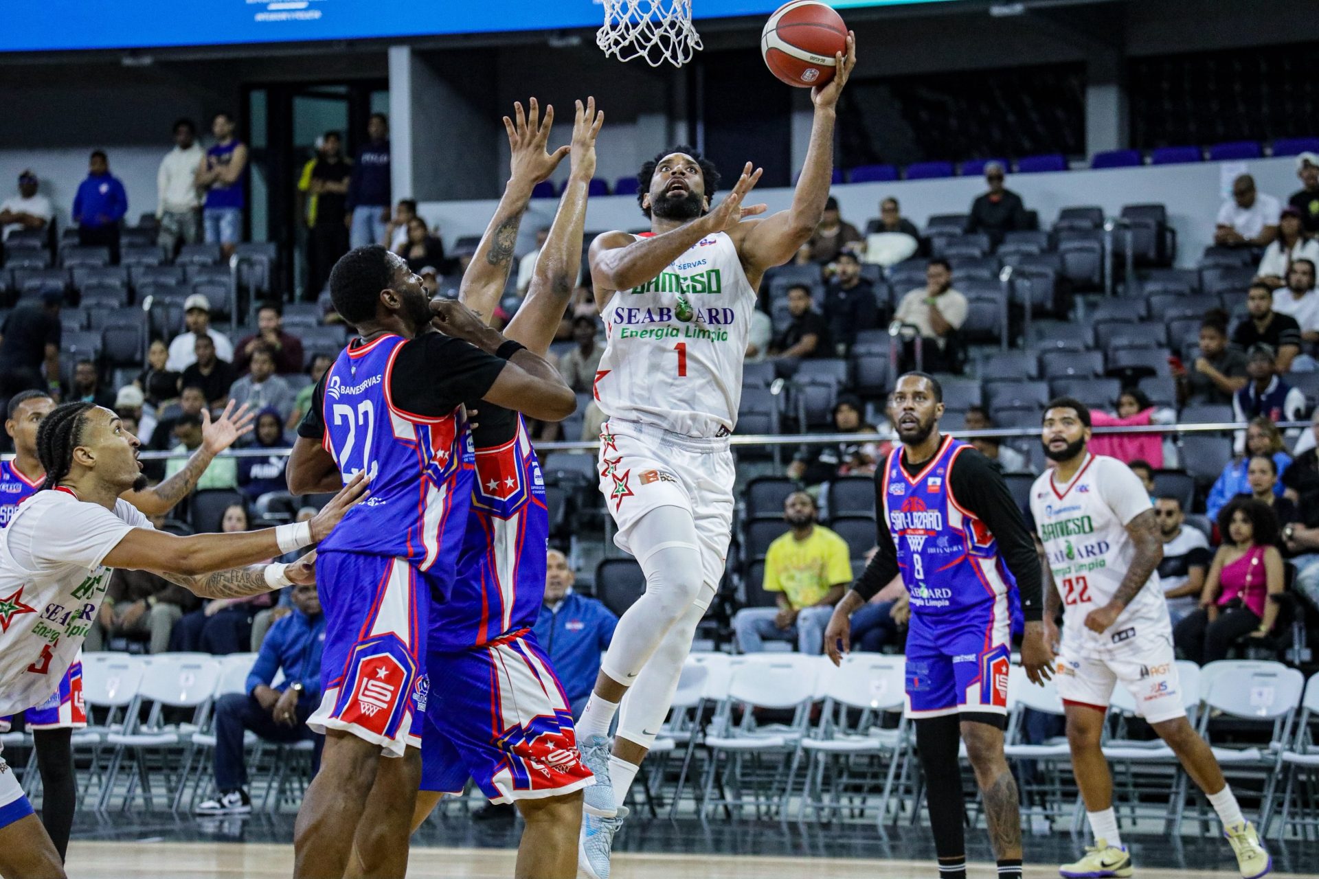 El equipo de Bameso se impuso al conjunto de San Lázaro en el cierre de la Serie Regular del Torneo de Baloncesto Superior de Distrito