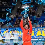 El español Carlos Alcaraz se coronó campeón del ATP 500 de Tokio para su tercer título de la temporada y el 27 de su carrera