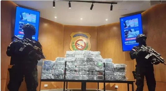 Ministerio Público solicita prisión contra mayor del Ejército arrestado por alijo de 243 kilos de cocaína en el municipio de Pedro Brand