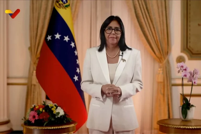 Delcy Rodríguez promete elecciones en Venezuela con una autoridad electoral renovada