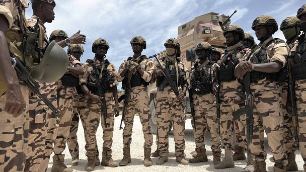 El Salvador incrementa participación en fuerza opera en Haití, con envío de otro contingente de 690 militares, tras secuestro de cuatro técnicos