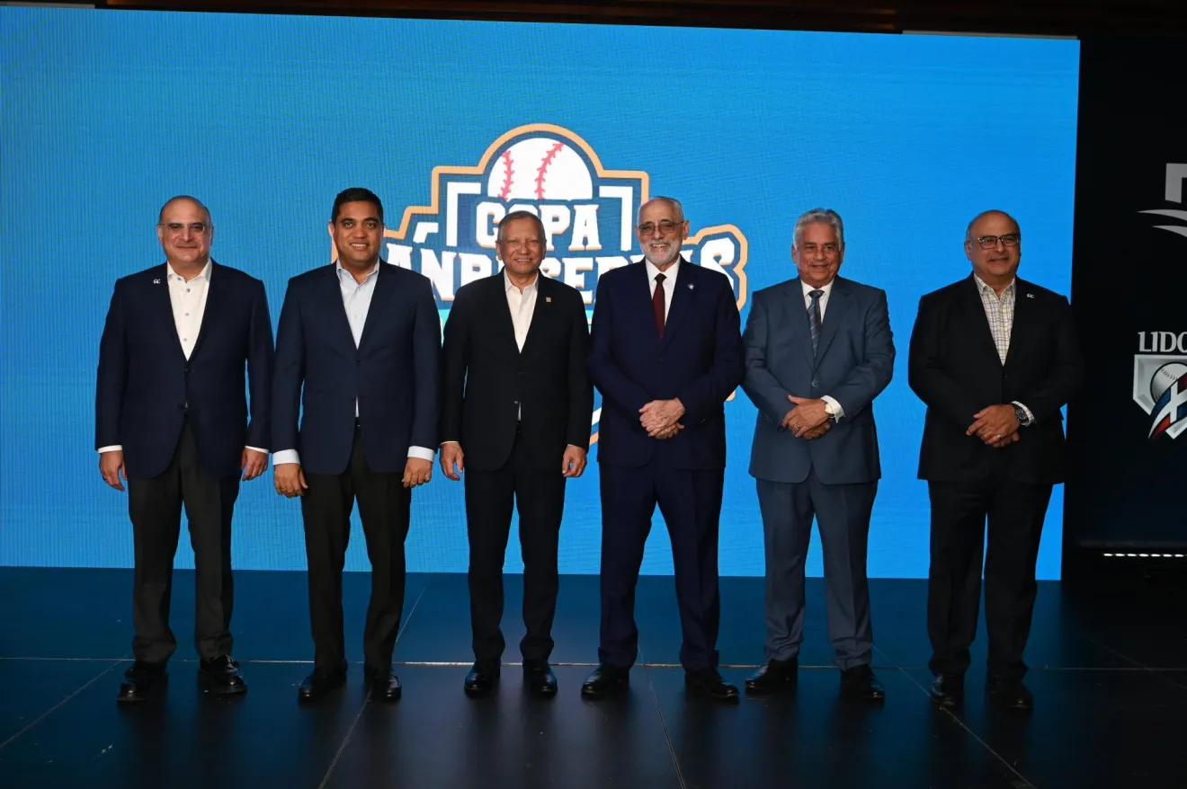 La Liga de Béisbol Profesional de la República Dominicana presentó la Copa que disputarán los seis equipos participantes en el Campeonato de Béisbol 2026-2027