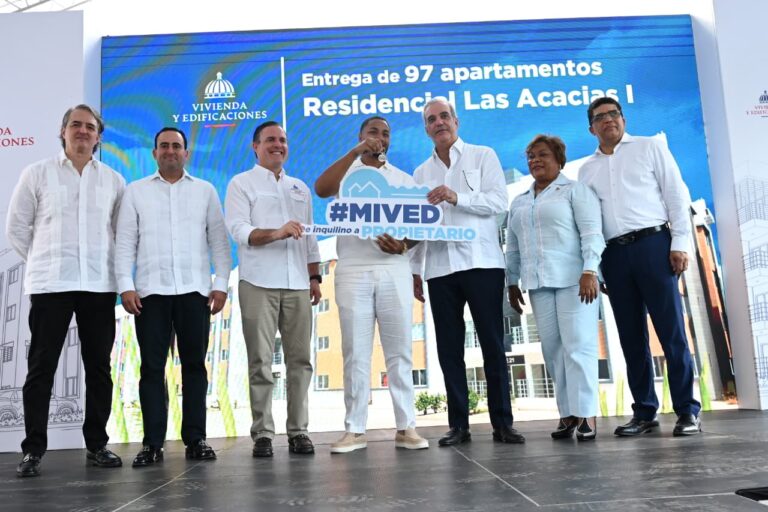 Banreservas financia con más de RD$200 millones apartamentos en Las Acacias ll