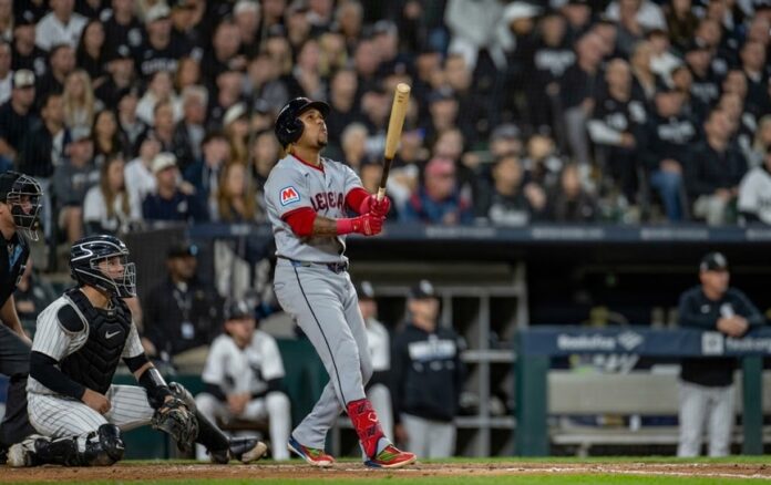 Con una gran actuación ofensiva de José Ramírez los Guardianes de Cleveland derrotaron a Chicago White Sox y empataron la Serie Divisional a dos victorias
