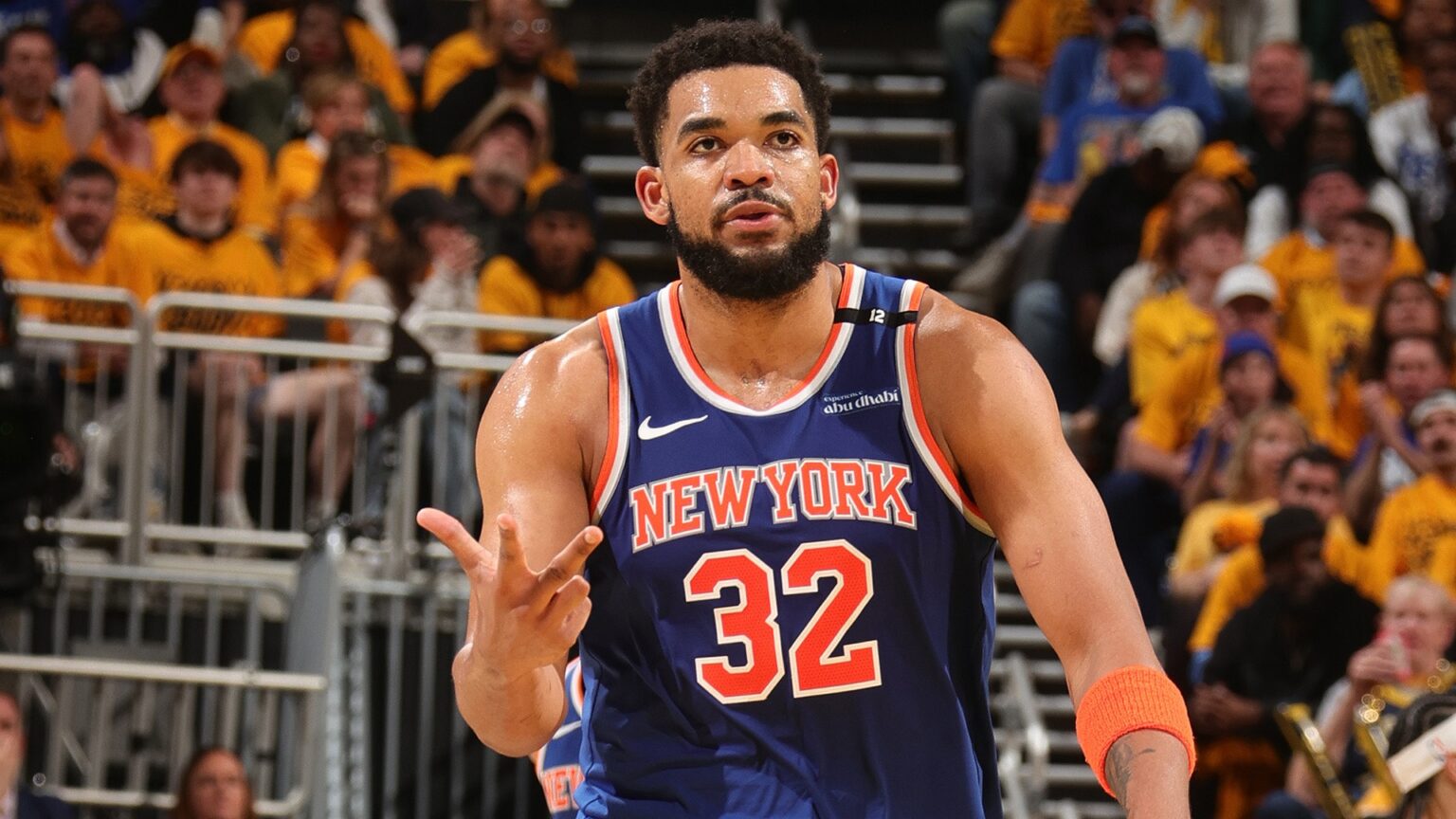 Karl-Anthony Towns anotó 27 puntos y capturó 20 rebotes en la primera victoria del conjunto de los New York Knicks en la presente temporada