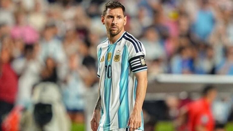 Una universidad en Argentina distinguirá a Lionel Messi con el doctorado honoris causa por su "compromiso con la representación nacional"