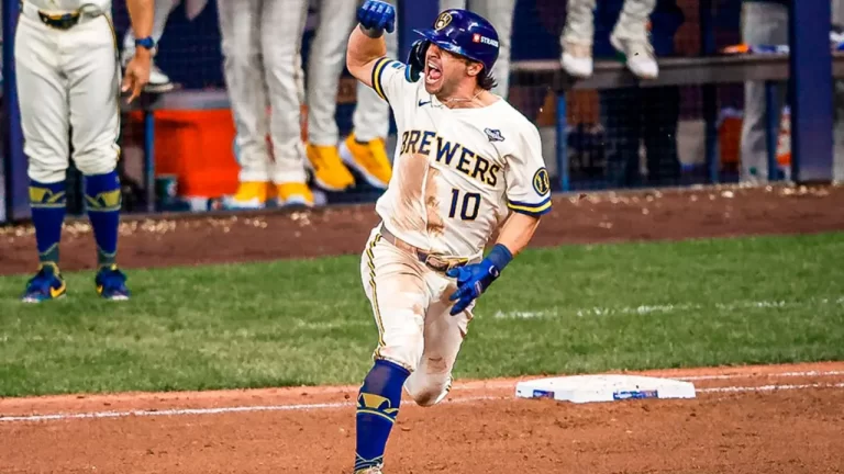 Los Cerveceros de Milwaukee buscarán este martes coronarse campeones de la Serie Mundial por primera vez en su historia