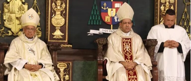 Morel Diplán asume, desde hoy, como arzobispo de Santo Domingo, al aceptar el Papa la renuncia de monseñor Ozoria