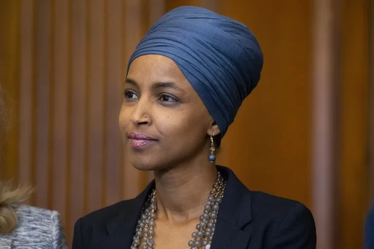 La congresista demócrata Ilhan Omar, investigada por el Gobierno Trump, abandonará su casa por seguridad