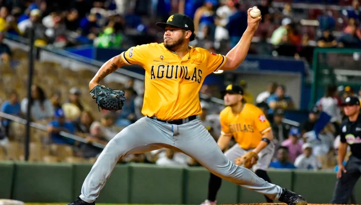 Las Águilas Cibaeñas anunciaron la contratación del lanzador zurdo nicaragüense Oscar Rayo, quien se integró el jueves al equipo