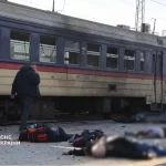 Al menos 13 muertos y 10 heridos en un ataque ruso contra una estación de tren en Ucrania