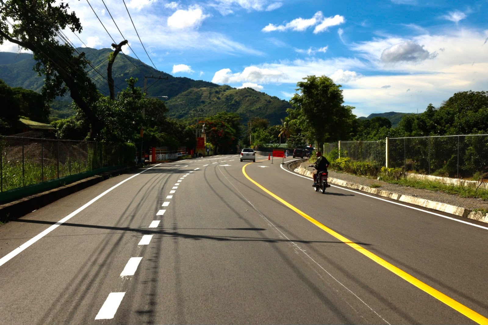 Abinader inaugura carretera Nizao-Sabana Larga-Ocoa y fortalece conexión entre Cibao y Sur